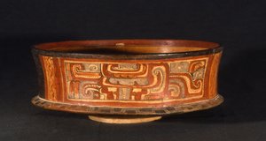 Embarcação funerária (cerâmica)